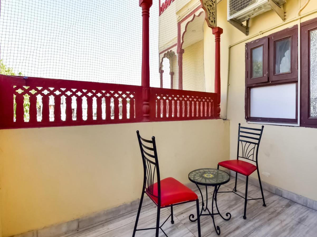 Vaccinated Staff- Capital O 73835 Hotel Frontier Royal&Banquet Tirath Exterior foto